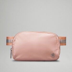 Lululemon Everywhere Belt Bag WORDMARK Two Tone Neutral light tan/pink & silver